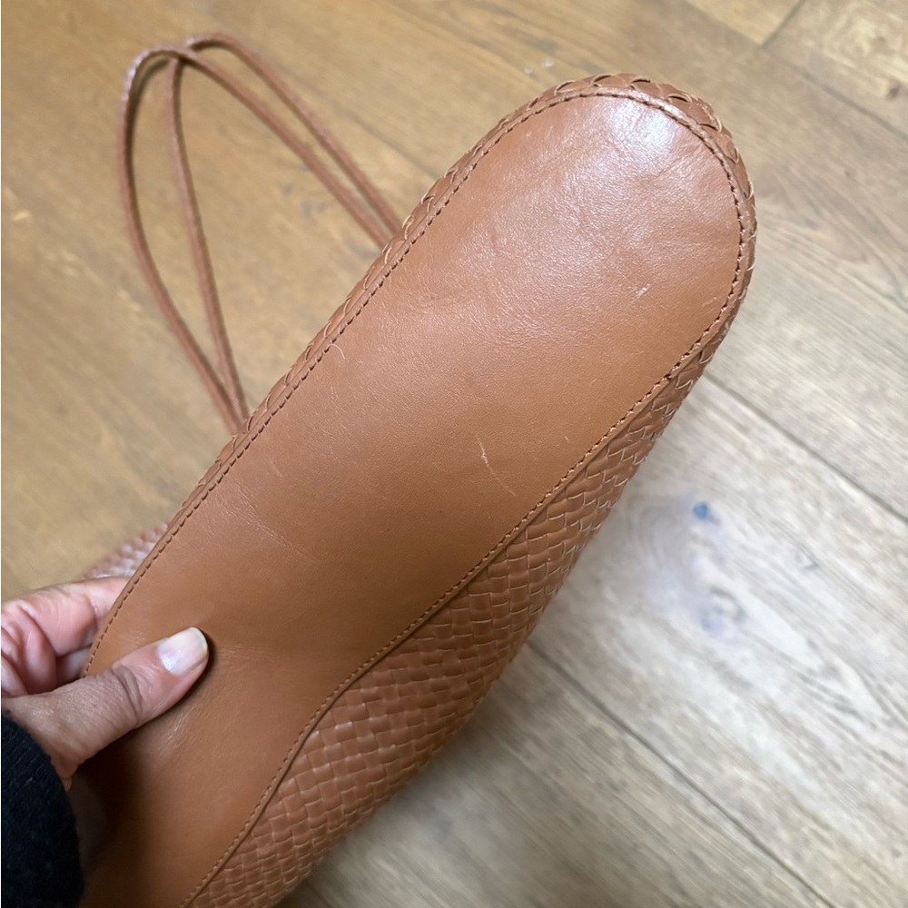 Quince Italian Leather Handwoven Tan Tote - Picture 4 of 9